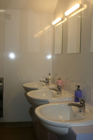 Blackwater Hall - accommodation in the Glenshee, Perthshire Glens